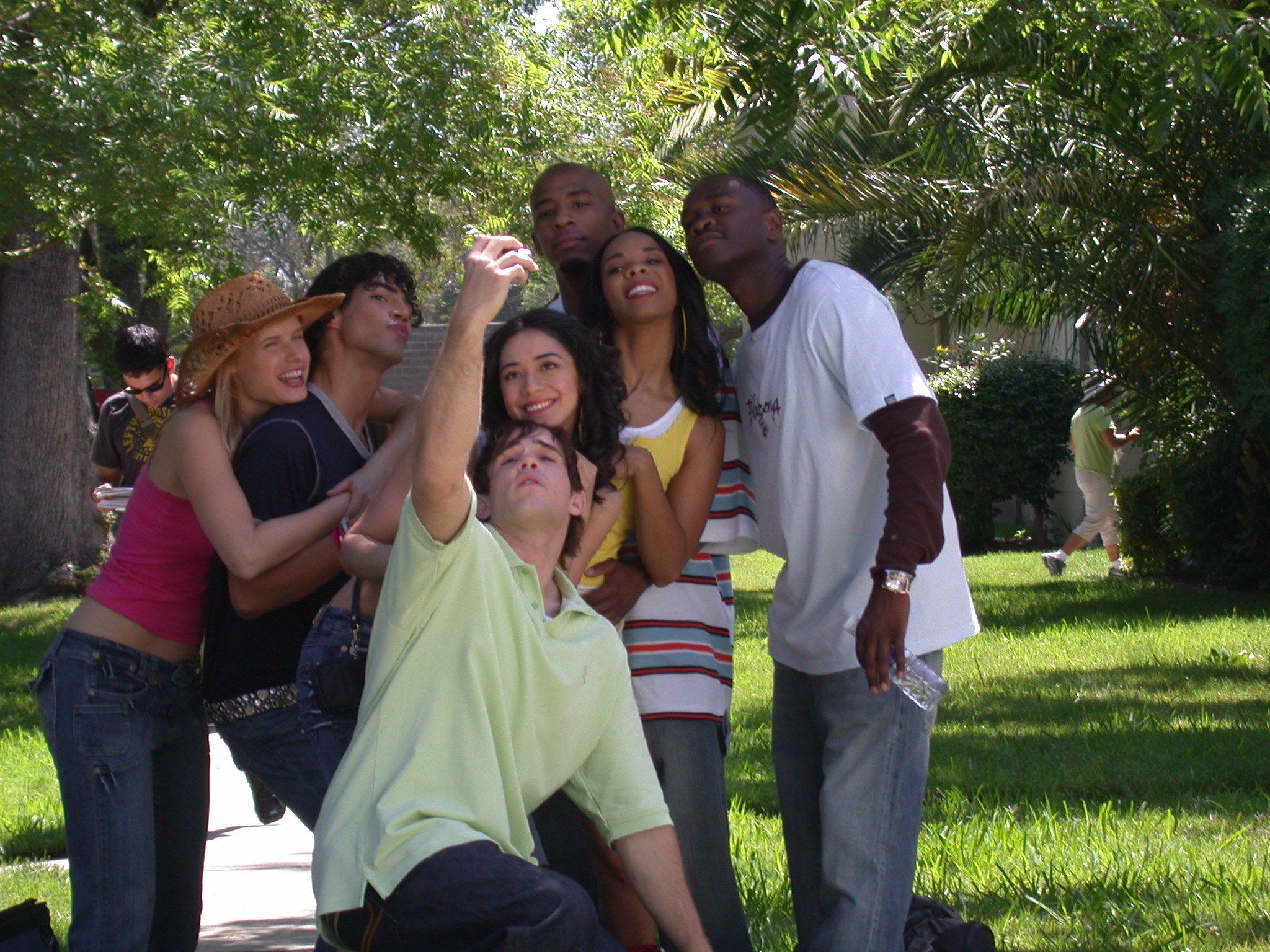 Aimee Garcia, Brian Hooks, Wil Horneff, Cherie Johnson, Antwon Tanner, Jud Tylor, and Germán Legarreta in Dead Tone (2007)