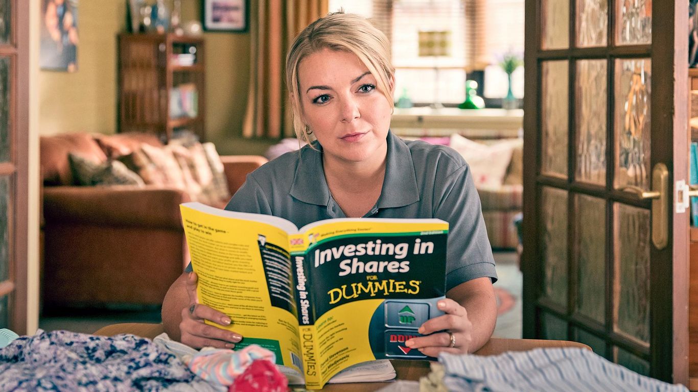 Sheridan Smith in Cleaning Up (2019)