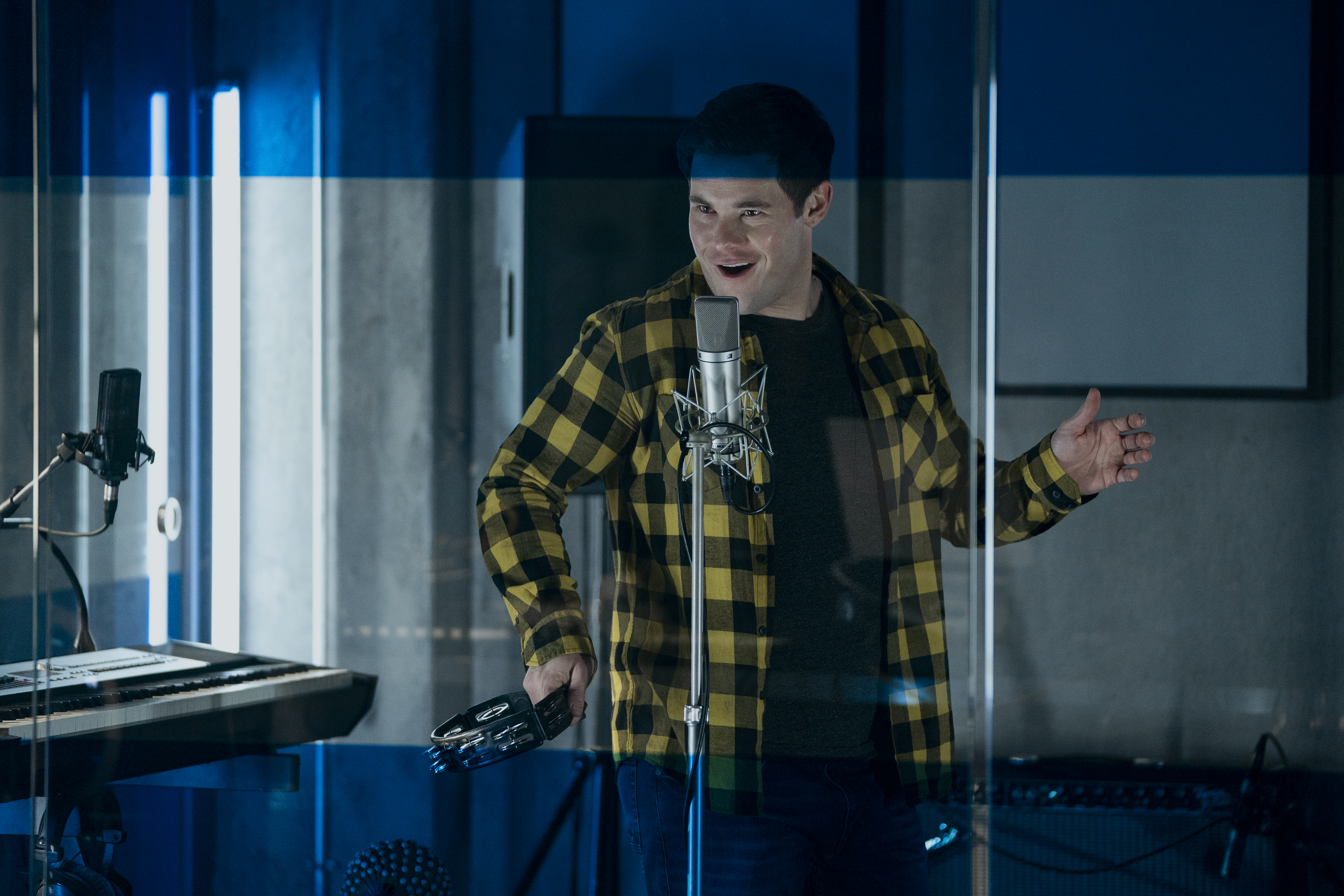 Adam Devine in Pitch Perfect: Bumper in Berlin (2022)