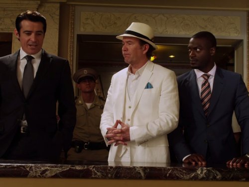 Timothy Hutton, Aldis Hodge, and Goran Visnjic in Leverage (2008)