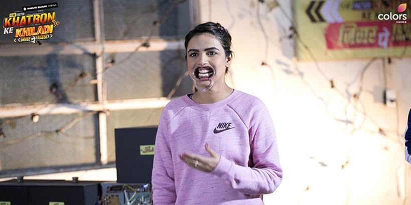 Jasmin Bhasin in Fear Factor: Khatron Ke Khiladi (2008)