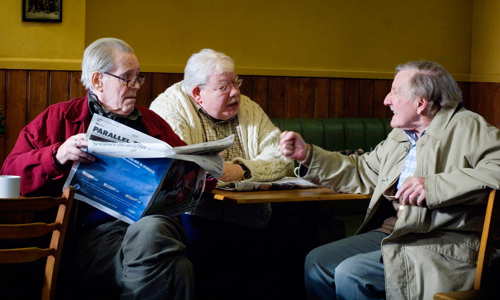 Peter O'Toole, Richard Griffiths, and Leslie Phillips in Venus (2006)