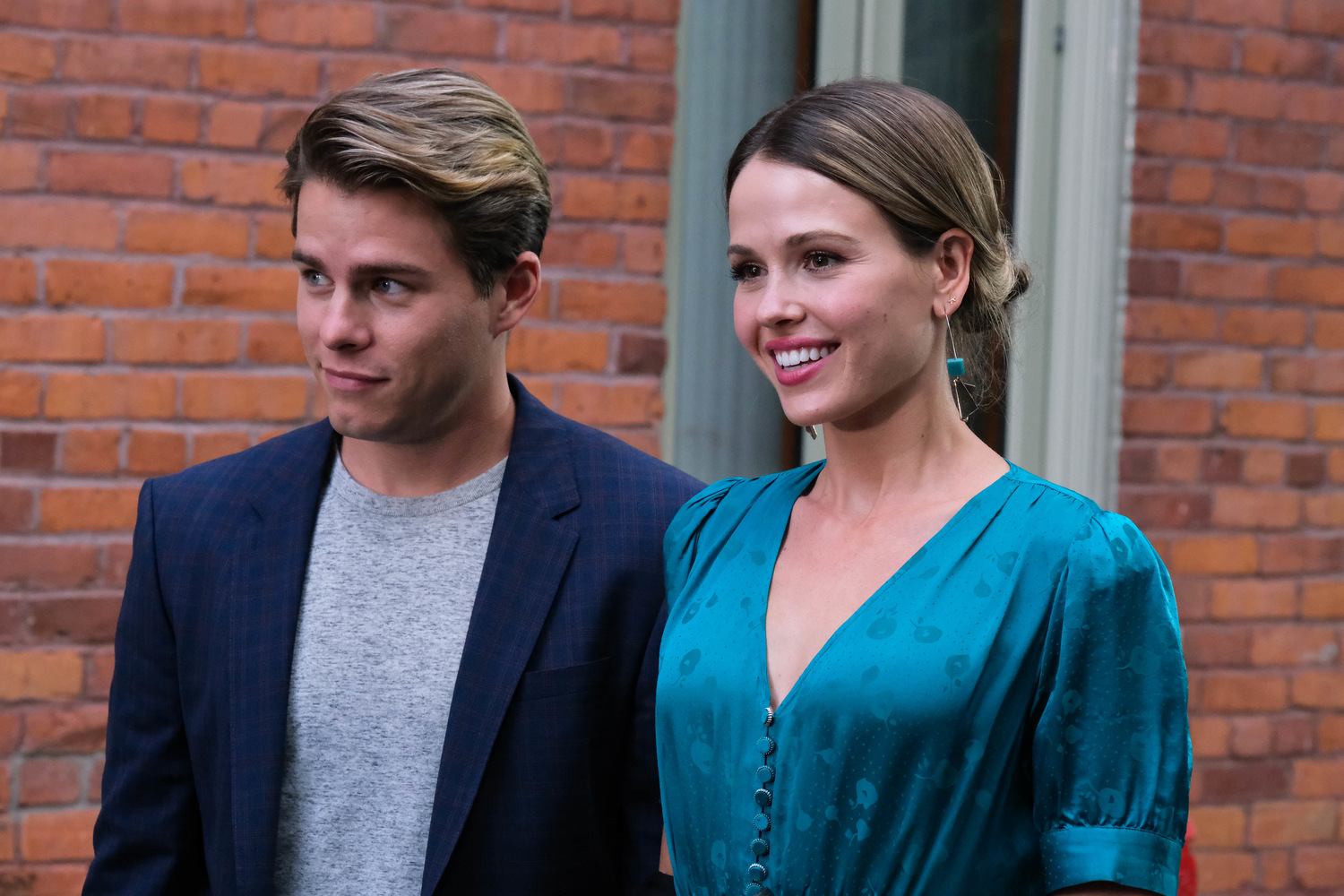 Jake Manley and Jocelyn Hudon in One of a Kind Love (2021)