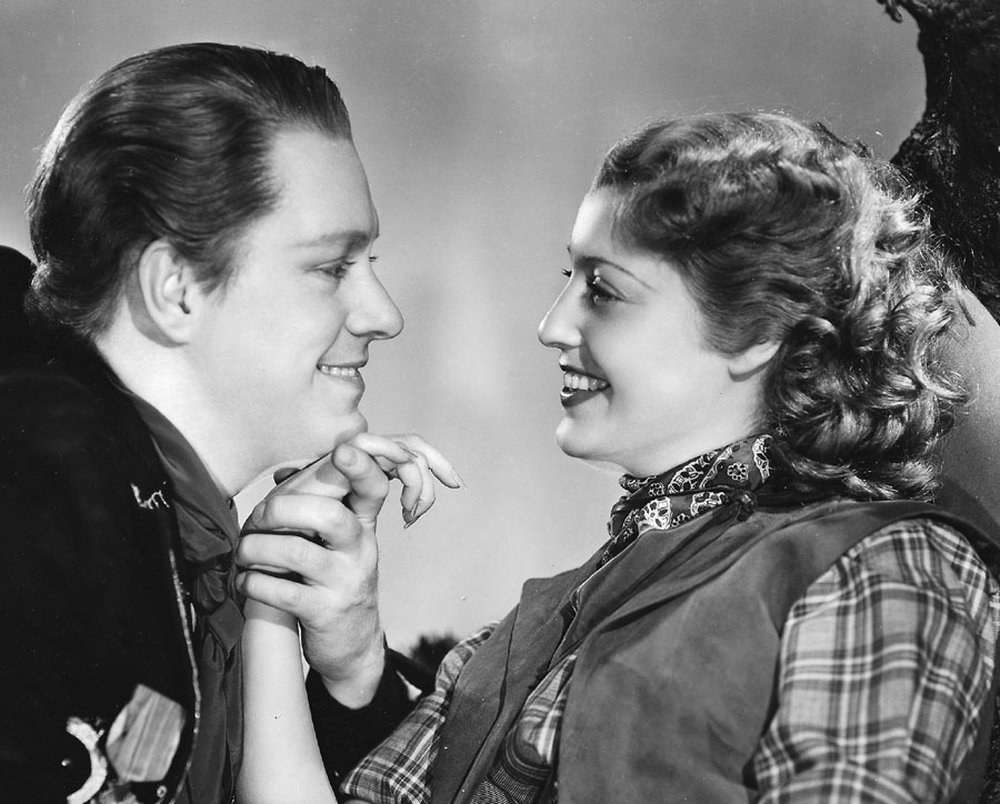 Nelson Eddy and Jeanette MacDonald in The Girl of the Golden West (1938)