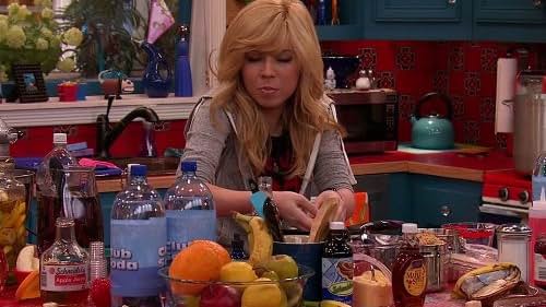 Jennette McCurdy in Sam & Cat (2013)