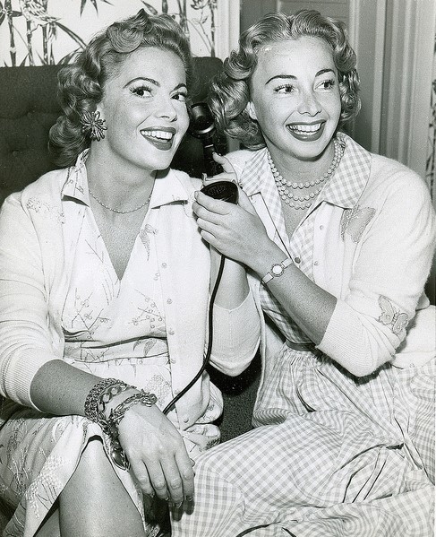 Jayne Meadows and Audrey Meadows