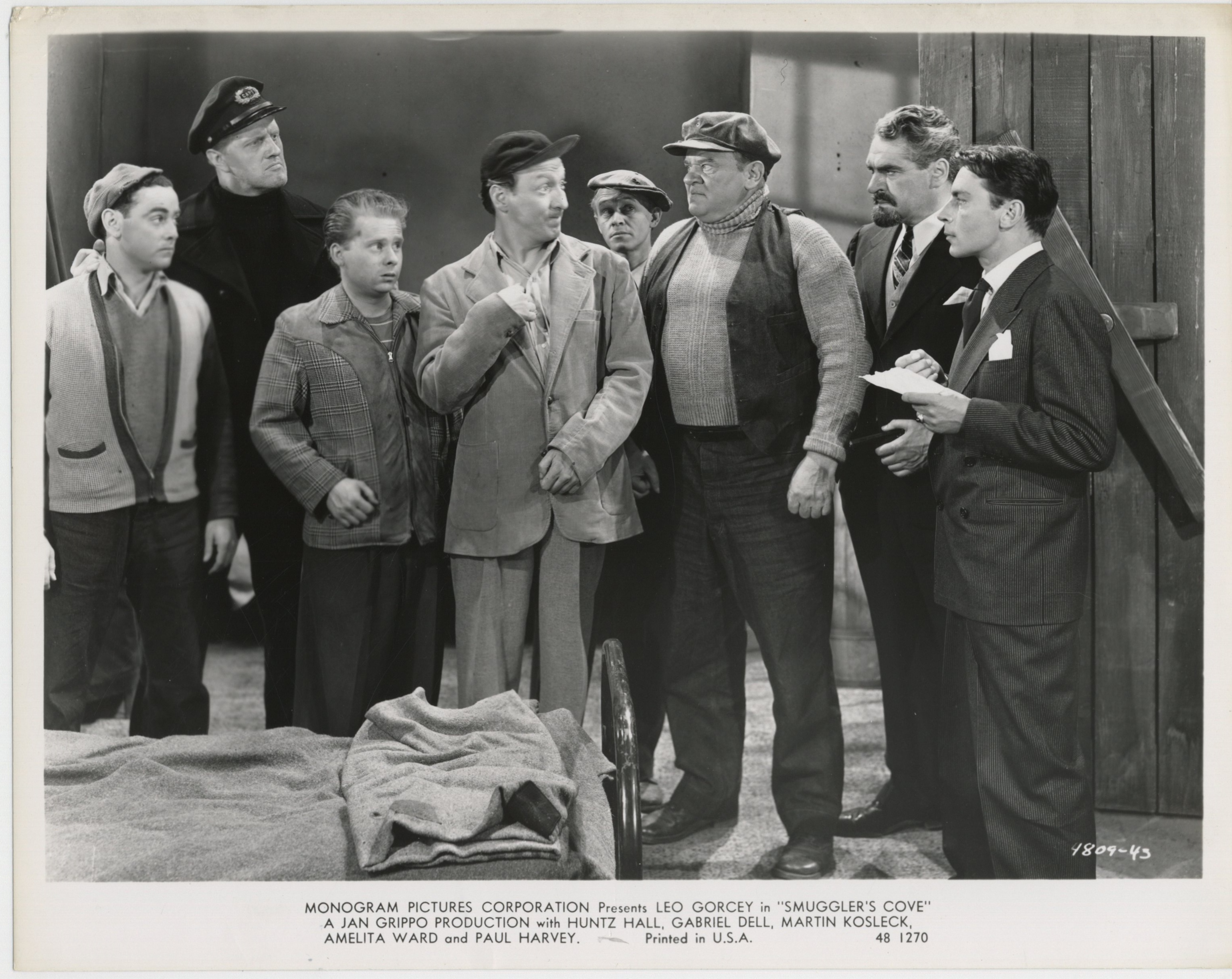 Benny Bartlett, William 'Billy' Benedict, David Gorcey, Eddie Gribbon, Huntz Hall, Martin Kosleck, Gene Roth, and Hans Schumm in Smugglers' Cove (1948)