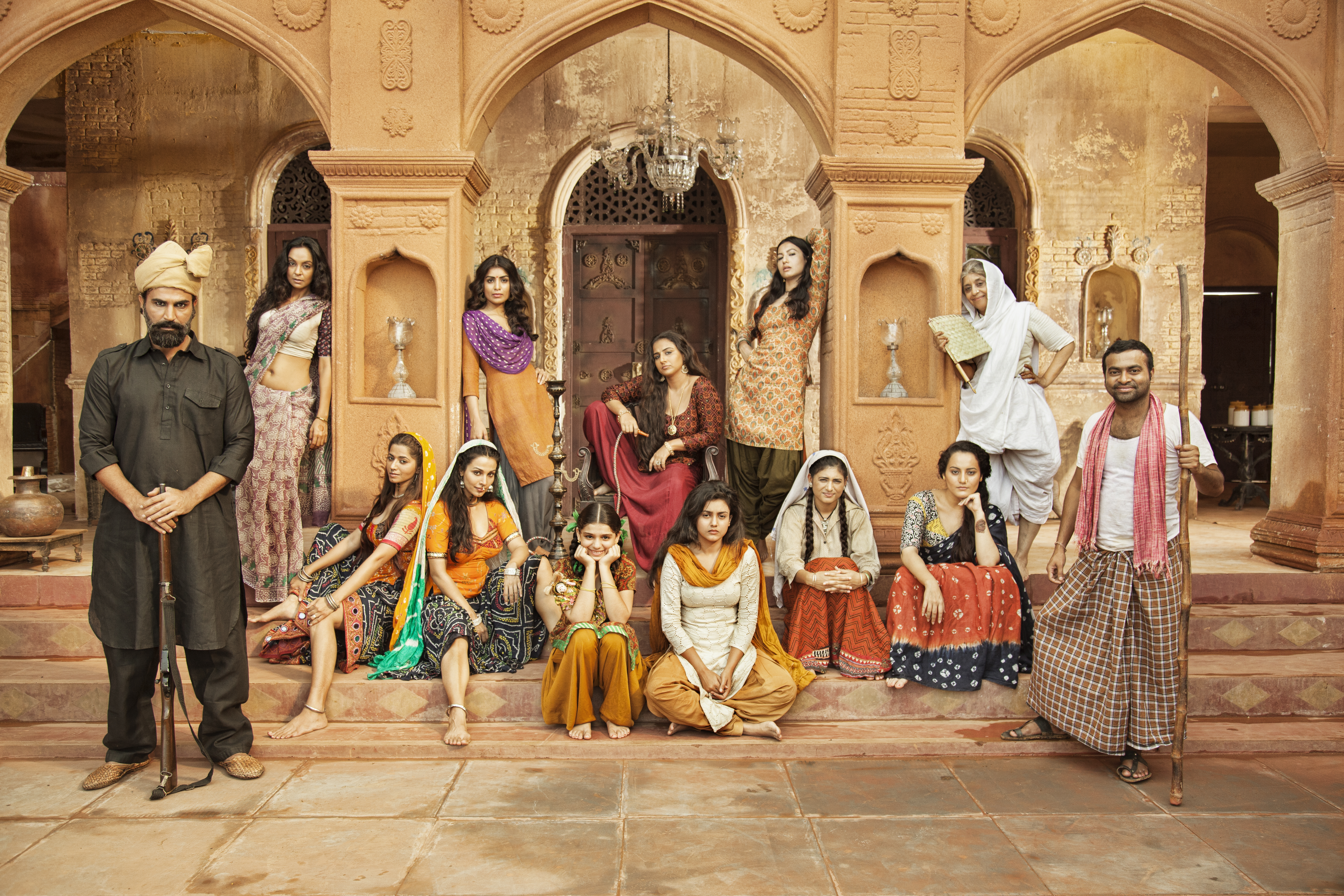 Ila Arun, Naseeruddin Shah, Rajesh Sharma, Ashish Vidyarthi, Gauahar Khan, Flora Saini, Vidya Balan, Pitobash, Pallavi Sharda, Mishti Chakravarty, Ridhiema Tiwari, and Priyanka Setia in Begum Jaan (2017)