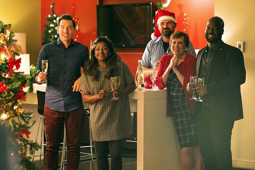 Linda Darlow, Viv Leacock, Matty Finochio, Kalyn Miles, and Gareth Smart in Season's Greetings (2016)