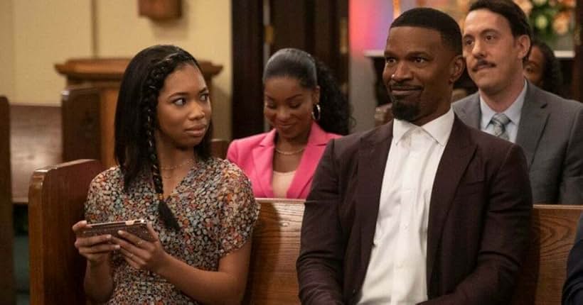 Jamie Foxx, Porscha Coleman, and Kyla-Drew in Dad Stop Embarrassing Me! (2021)