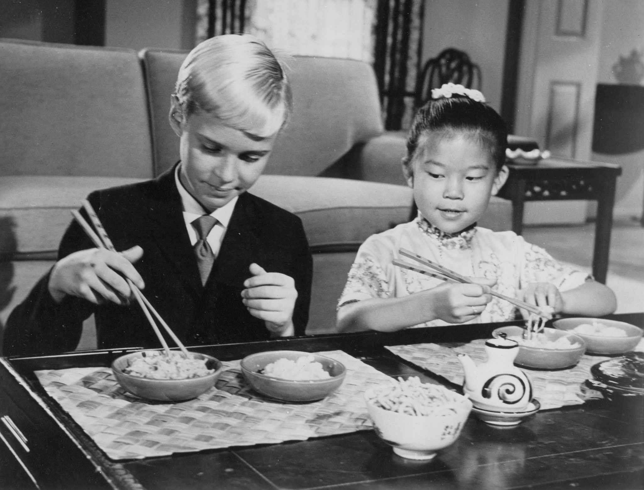 Cherylene Lee and Jay North in Dennis the Menace (1959)