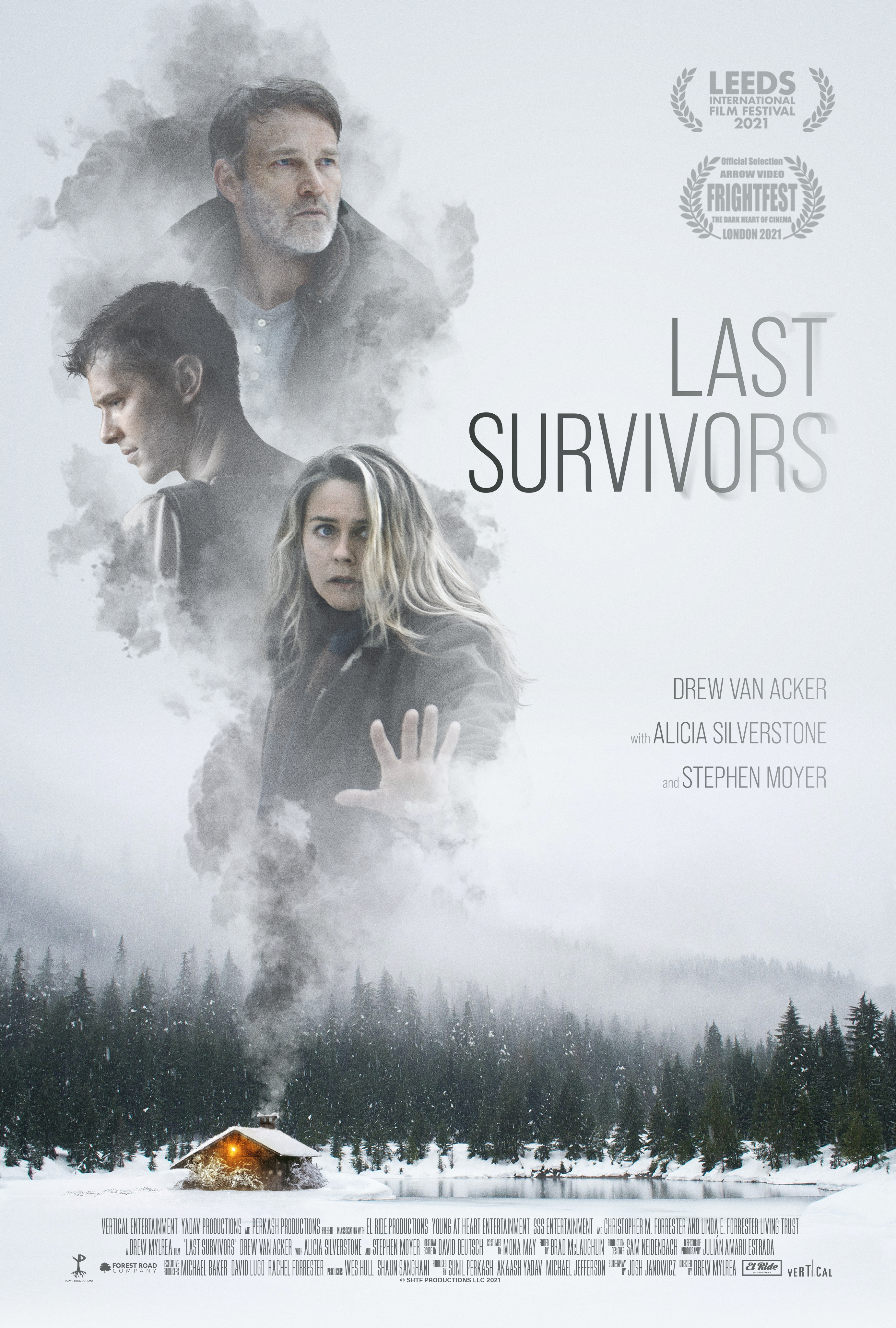 Alicia Silverstone, Stephen Moyer, and Drew Van Acker in Last Survivors (2021)