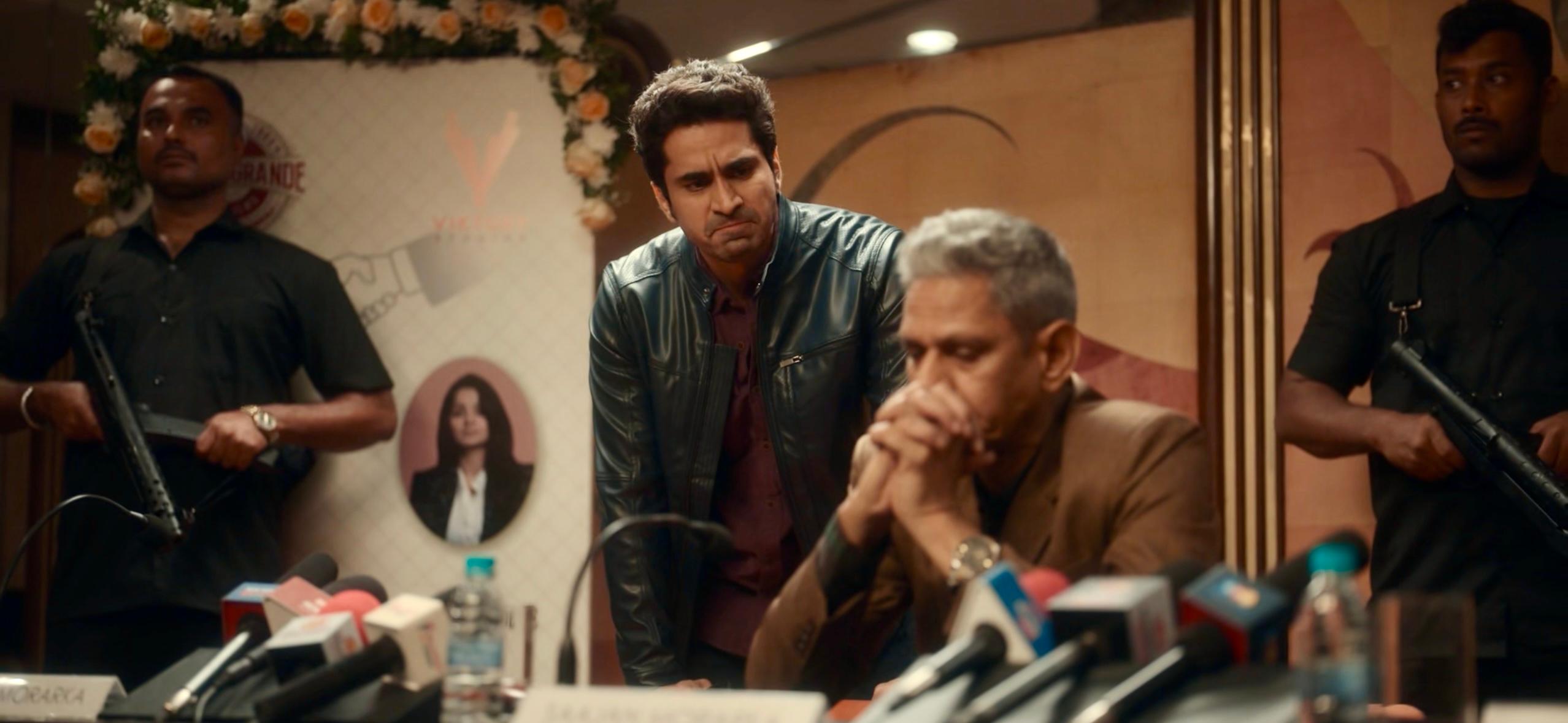 Vijay Raaz in Showtime (2024)