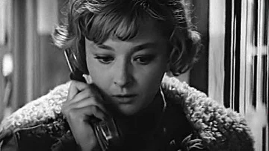 Anastasiya Vertinskaya in Sluchay s Polyninym (1971)