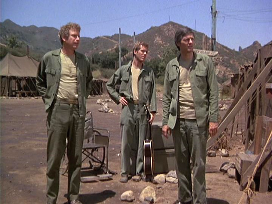 Alan Alda, Wayne Rogers, and Loudon Wainwright III in M*A*S*H (1972)