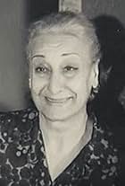 Mualla Sürer in Ne seker sey (1962)