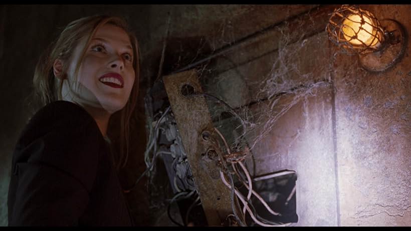 Ali Larter in House on Haunted Hill (1999)