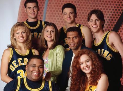 Anthony Anderson, Daniella Deutscher, Adam Frost, Chad Gabriel, Megan Parlen, Michael Sullivan, and Reggie Theus in Hang Time (1995)