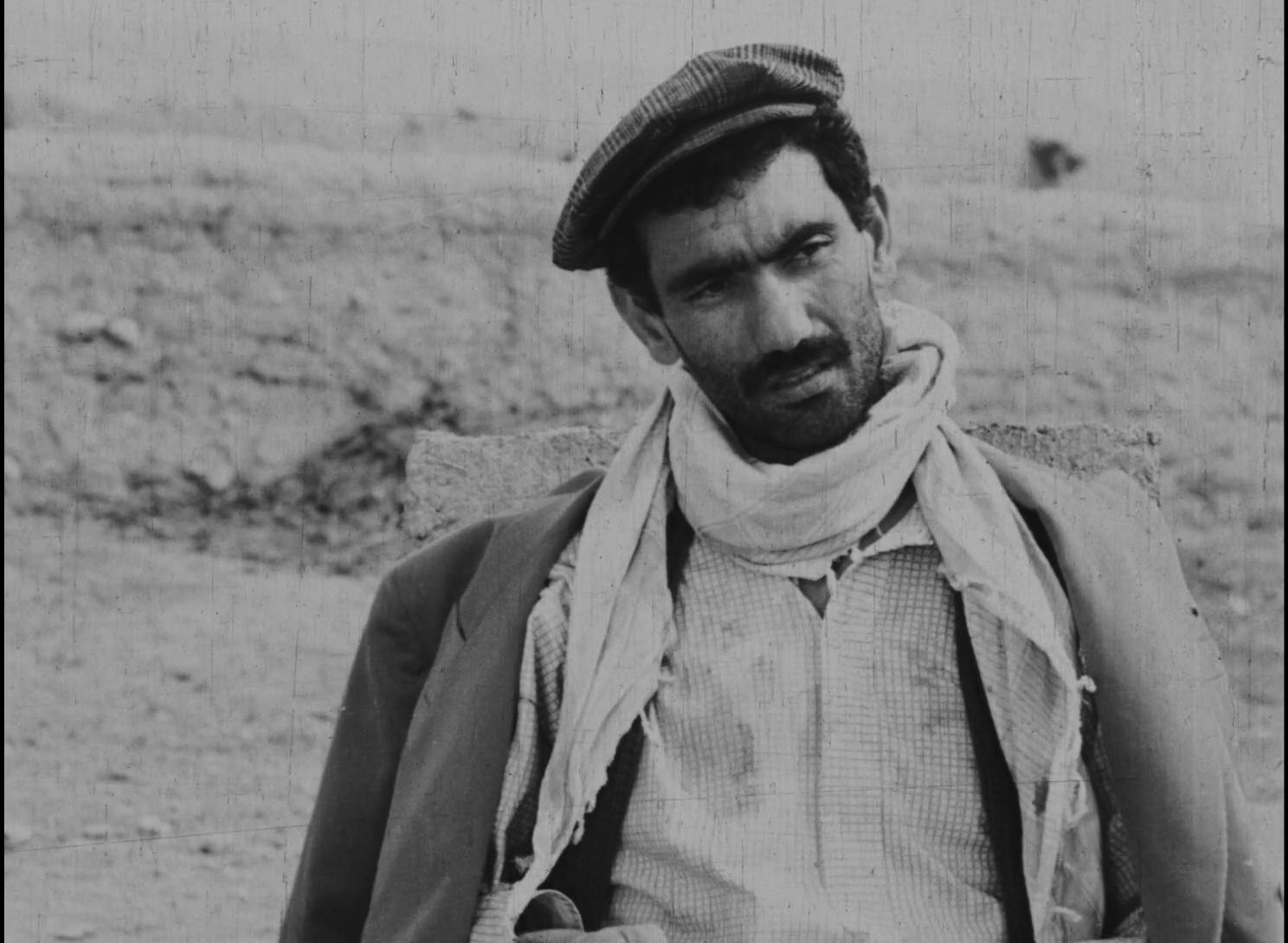 Yilmaz Güney in Law of the Border (1967)