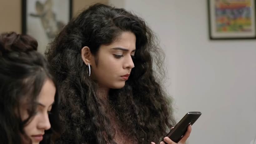 Mithila Palkar in Little Things (2016)