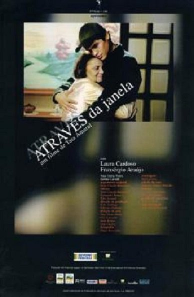 Fransérgio Araújo and Laura Cardoso in Através da Janela (2000)