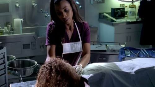 Khandi Alexander and Claudette James in CSI: Miami (2002)