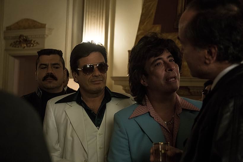 Pietro Sibille, Paul Vega, Carlos Carlín, and Lucho Cáceres in El día de mi suerte (2019)