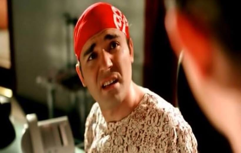 Engin Günaydin in G.O.R.A. (2004)