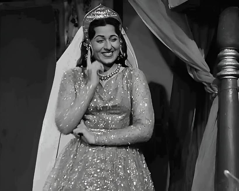 Madhubala in Chalti Ka Naam Gaadi (1958)