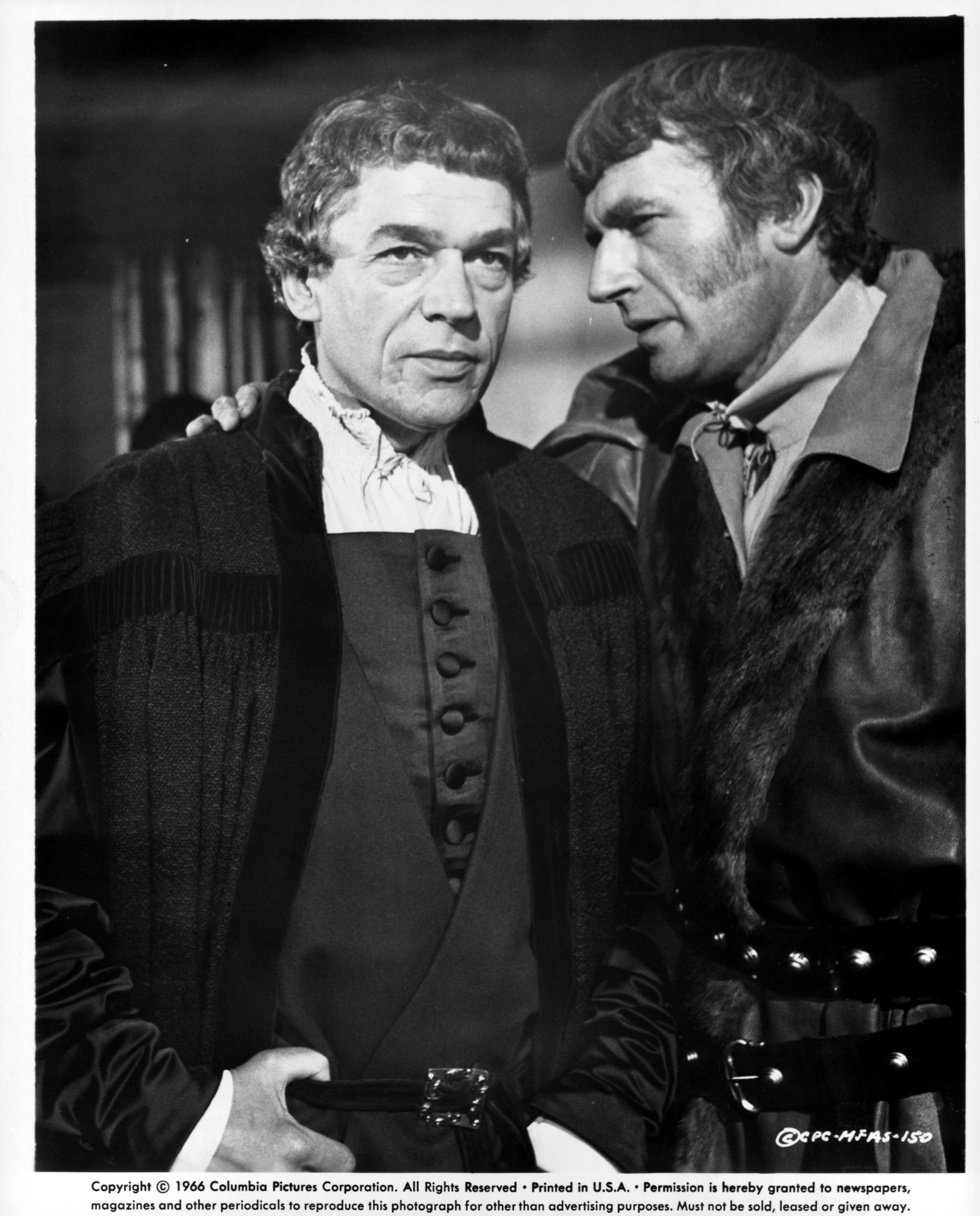 Paul Scofield and Nigel Davenport in A Man for All Seasons (1966)