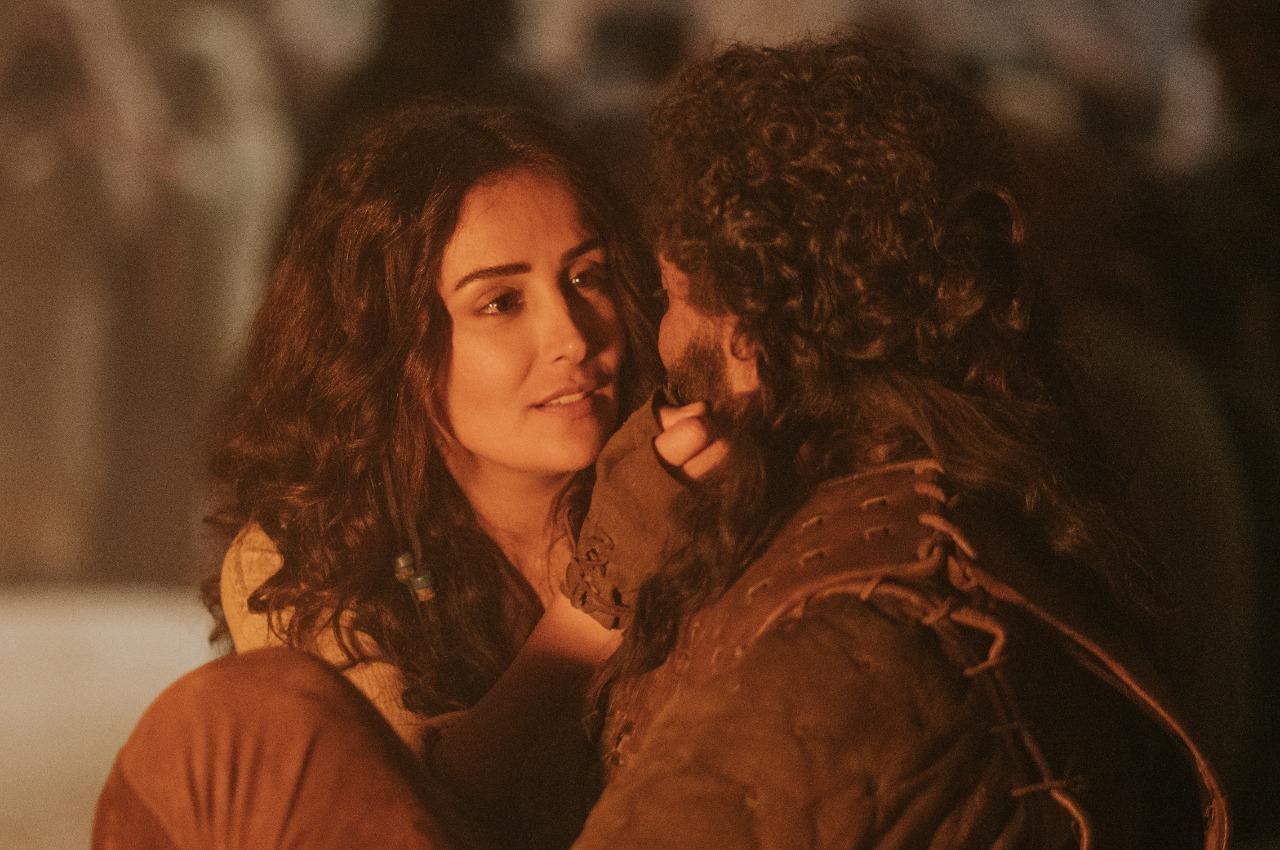 Khaled Nabawy and Kinda Hanna in Kingdoms of Fire (2019)