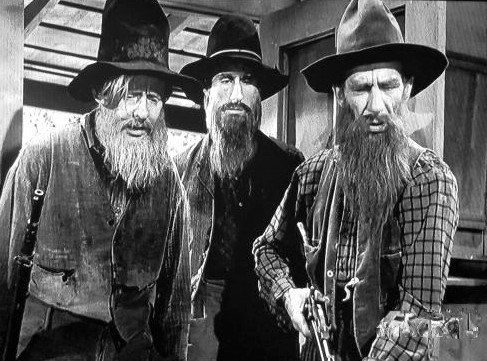 Oliver Blake, Paul Wexler, and O.Z. Whitehead in Feudin' Fools (1952)