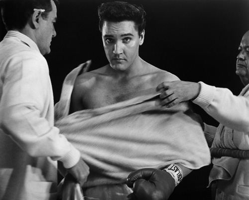 Elvis Presley, Robert Emhardt, and Gig Young in Kid Galahad (1962)