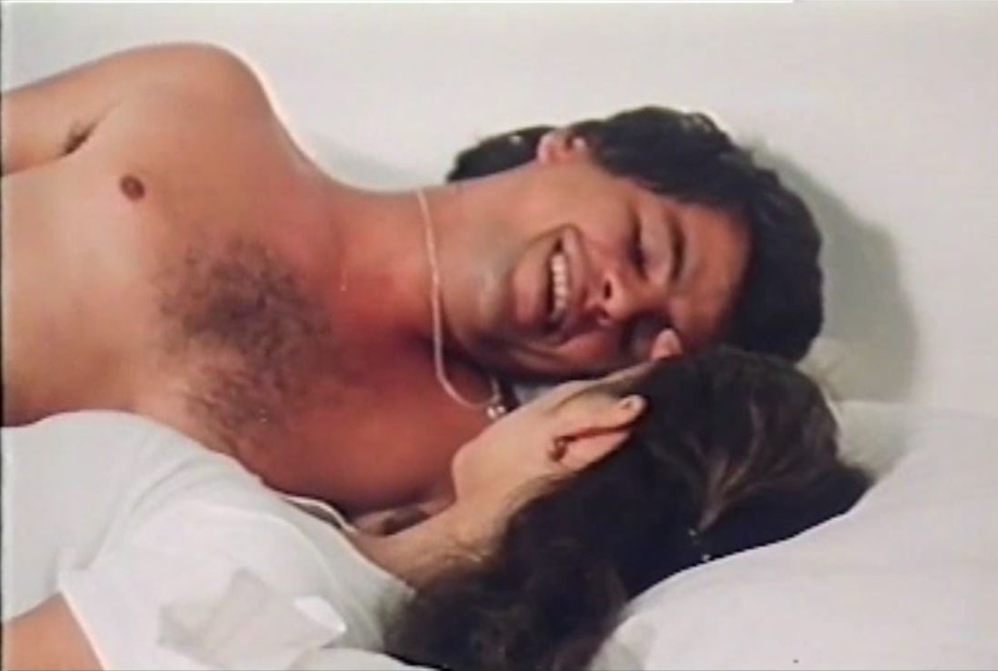 Michele Placido and Stefania Sandrelli in Io sono mia (1978)