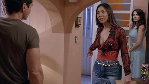 Susana González, David Zepeda, and Michelle González in Mi fortuna es amarte (2021)