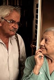 Luis Serra and Berta Zemel in Onde Você Vai? (2010)