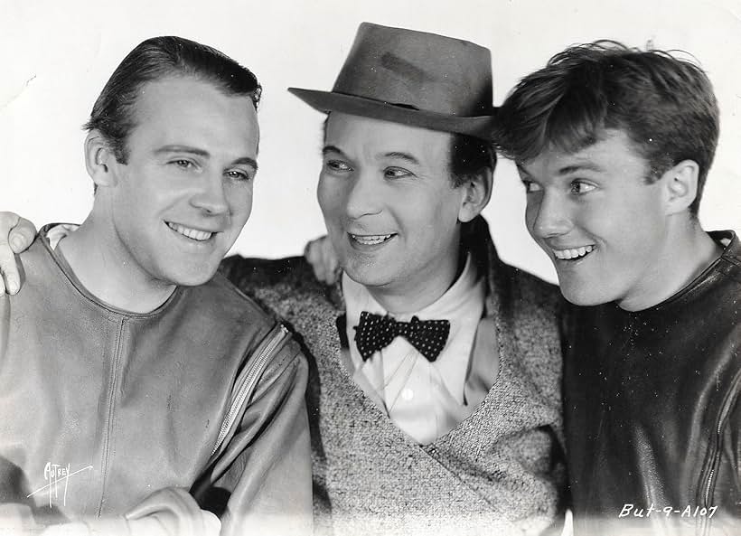 Frank Albertson, El Brendel, and John Garrick in Just Imagine (1930)