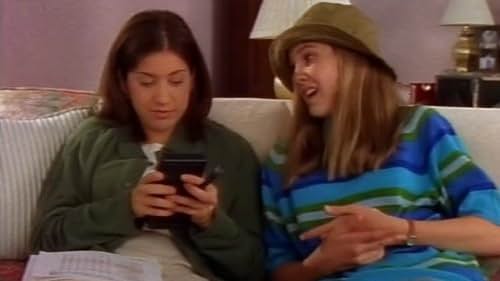 Meredith Bishop and Larisa Oleynik in The Secret World of Alex Mack (1994)