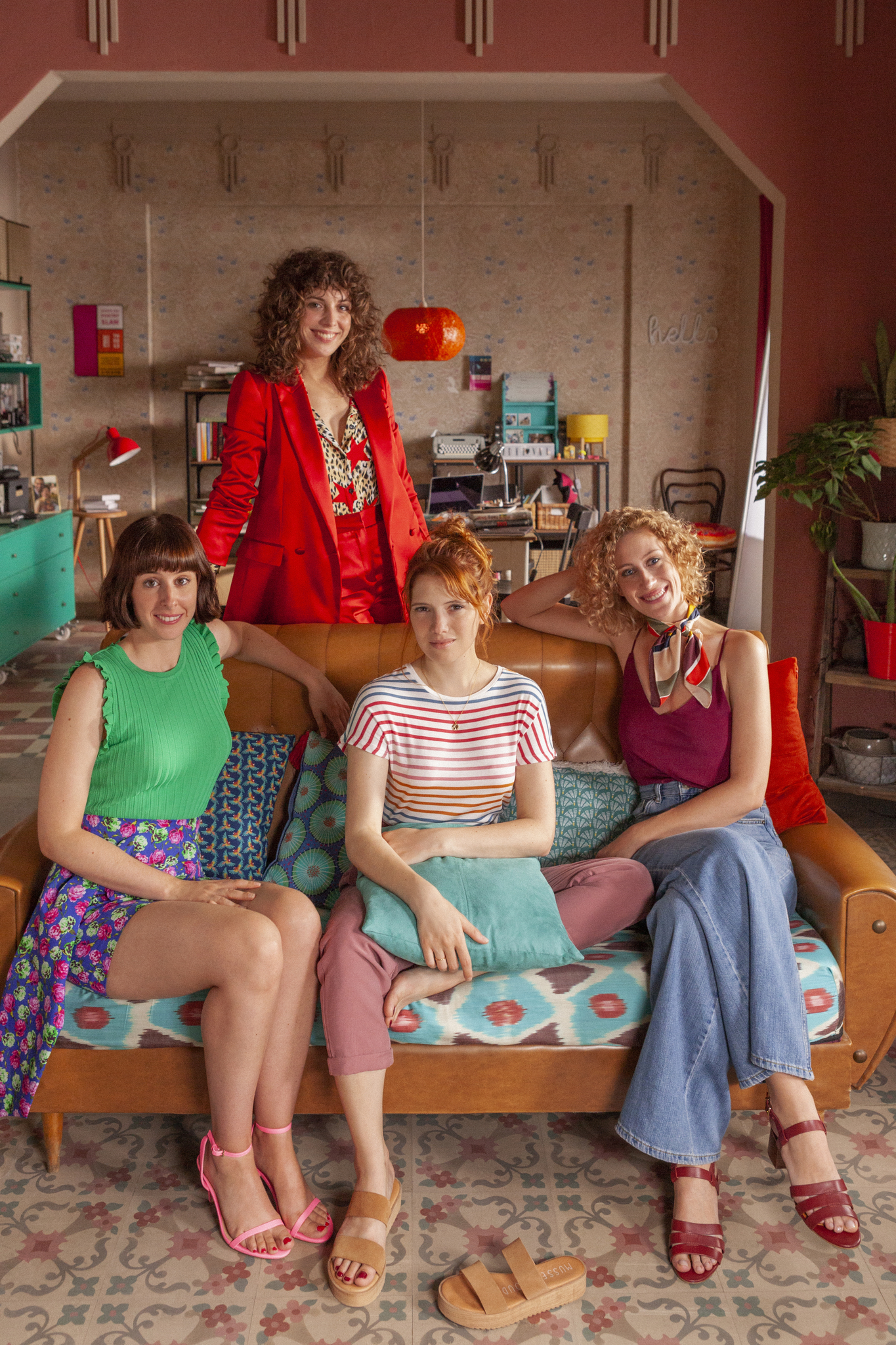 Diana Gómez, Silma López, Teresa Riott, and Paula Malia in Valeria (2020)