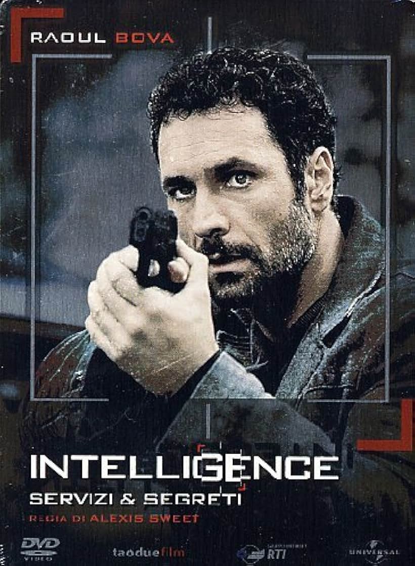 Raoul Bova in Intelligence - Servizi & segreti (2009)