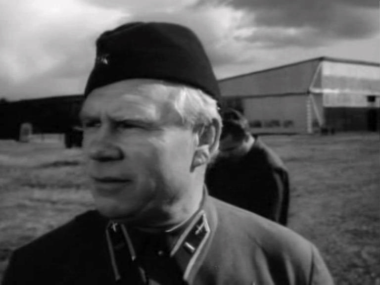 Ivan Ryzhov in Im pokoryaetsya nebo (1963)