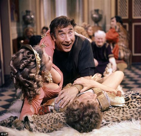 Frankie Howerd in Up Pompeii (1971)