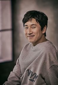 Primary photo for Lee Sun-kyun