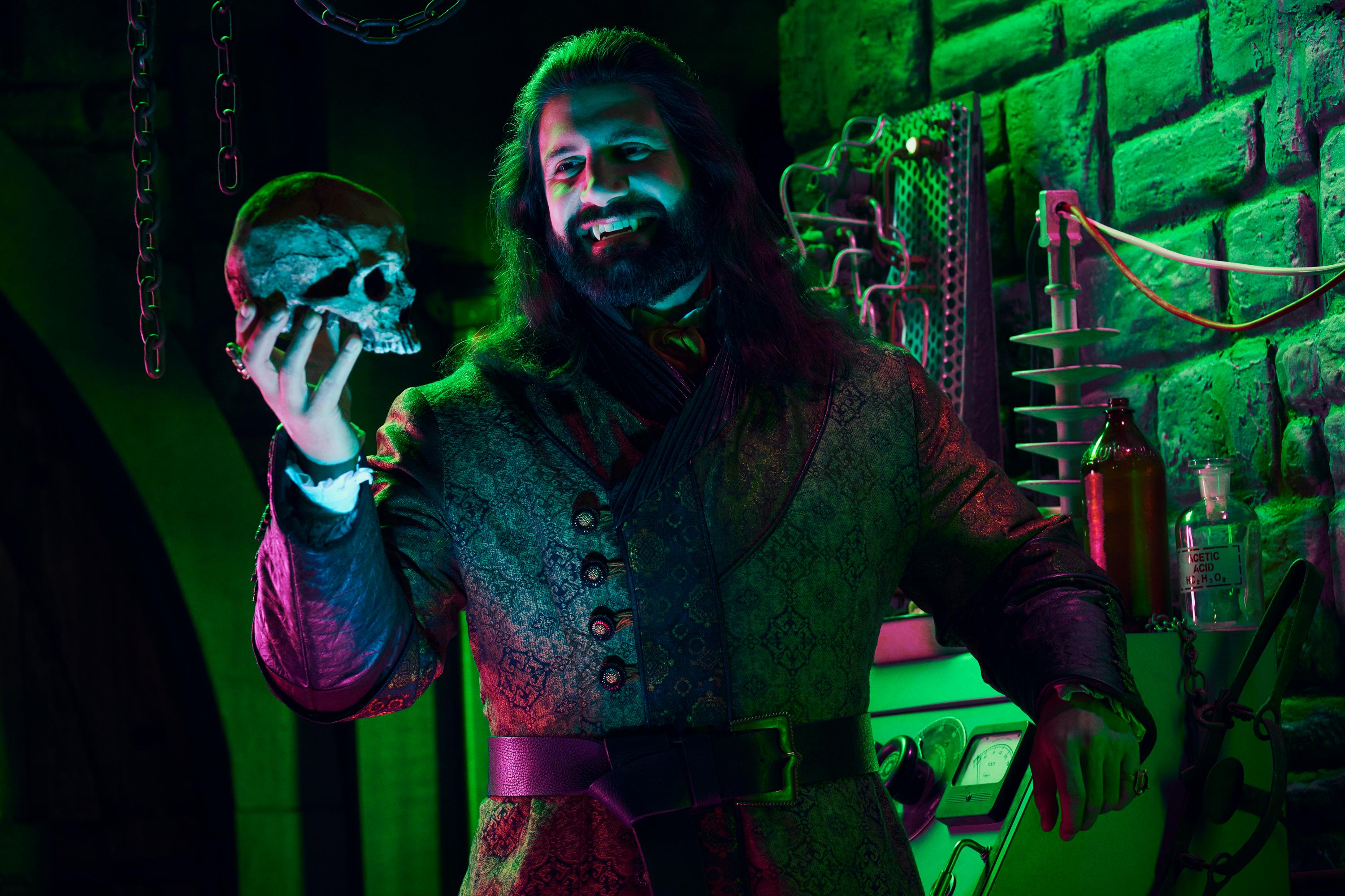 Kayvan Novak in What We Do in the Shadows (2019)