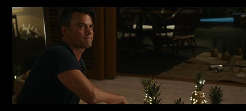 Josh Duhamel in Shotgun Wedding (2022)