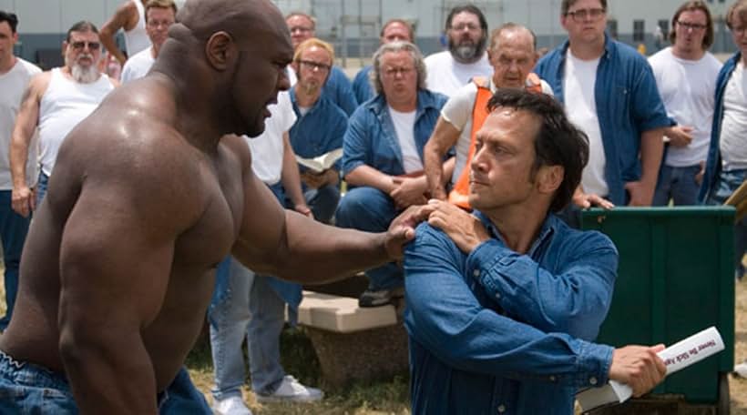 Rob Schneider and Bob Sapp in Big Stan (2007)