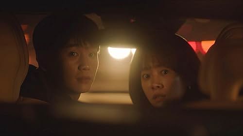 Han Ji-min and Jung Hae-in in One Spring Night (2019)