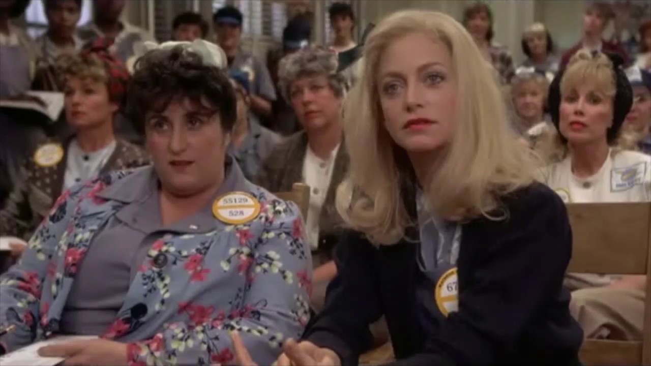 Goldie Hawn and Susan Peretz in Swing Shift (1984)