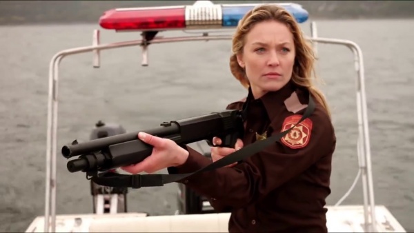 Elisabeth Röhm in Lake Placid: The Final Chapter (2012)