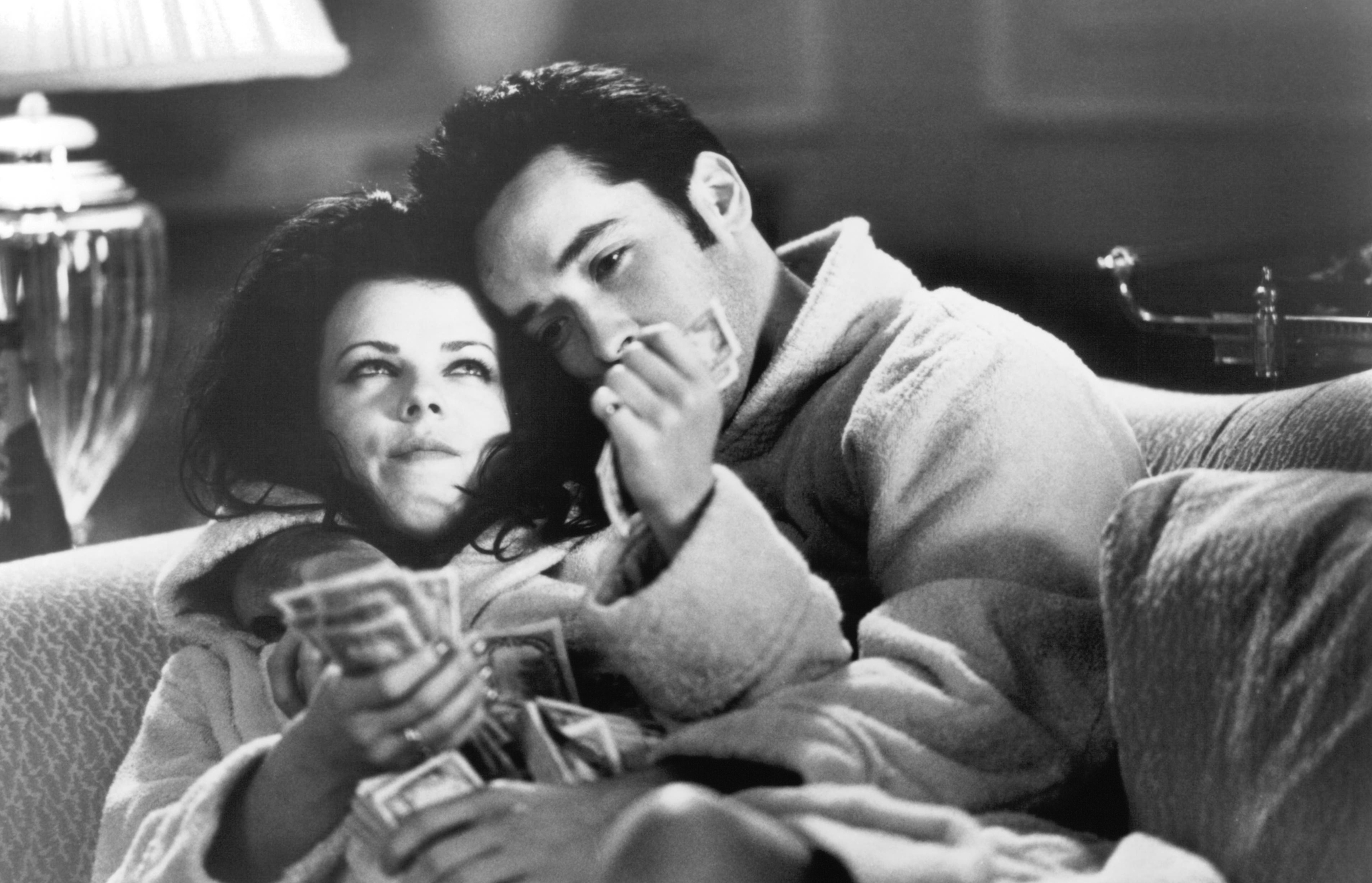 John Cusack and Debi Mazar in Money for Nothing (1993)